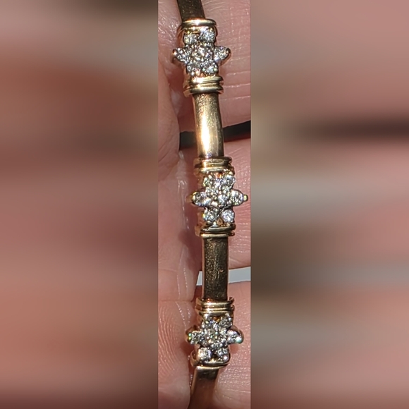 Vintage Hallmarked 10K Solid Yellow Gold Bracelet 21 Diamonds Bangle Cuff 40-80s - Picture 9 of 15